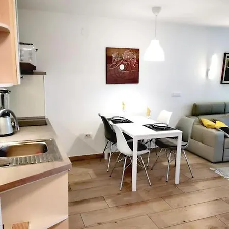 Apartman New Perfect For 2 *